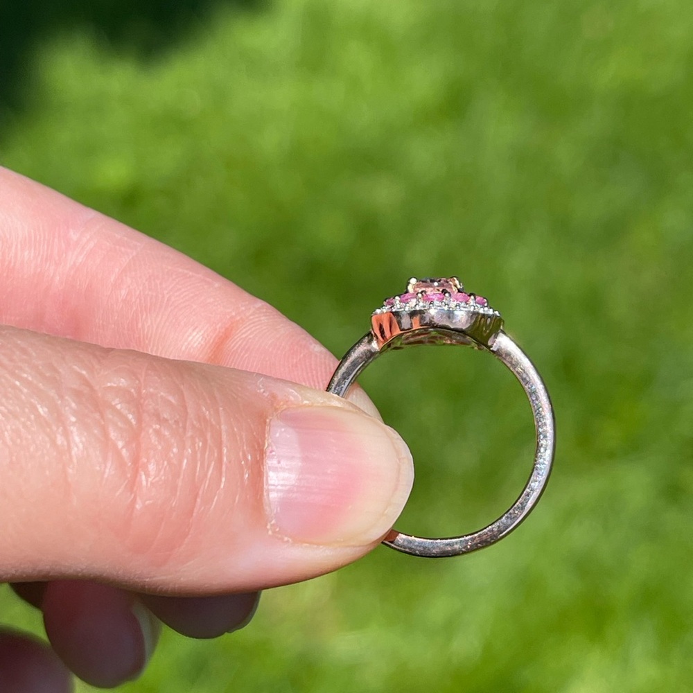 Pink morganite, pink sapphire and Moissanite halo Ring - Picture 4 of 7